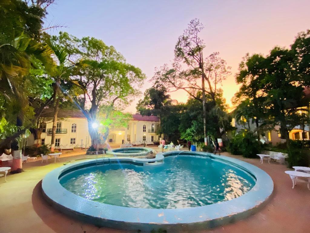 Anand Ritz Resort Matheran Extérieur photo