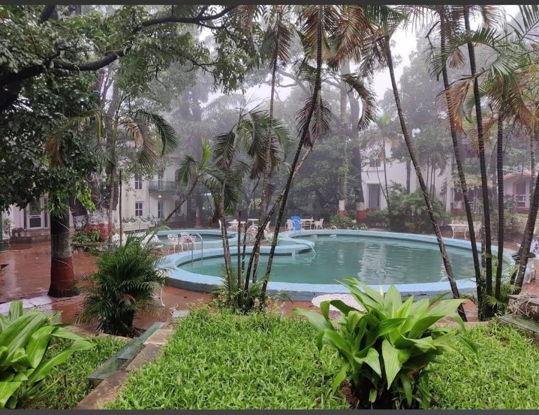 Anand Ritz Resort Matheran Extérieur photo